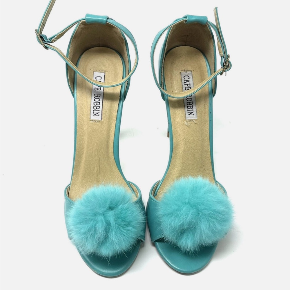Pom Pom 80s heels